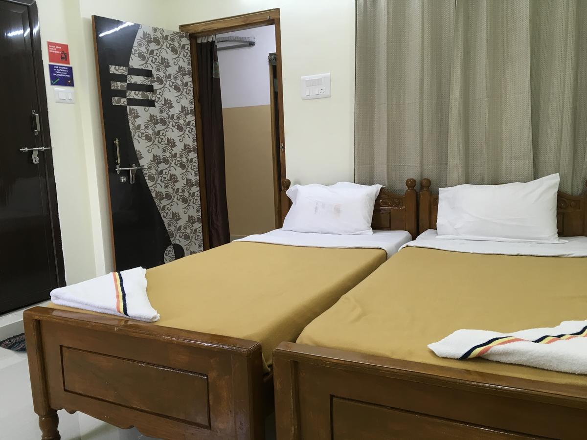 Lodge Jayaram Residency *