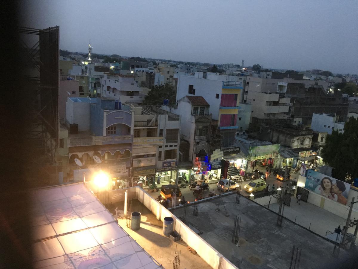 Lodge Jayaram Residency