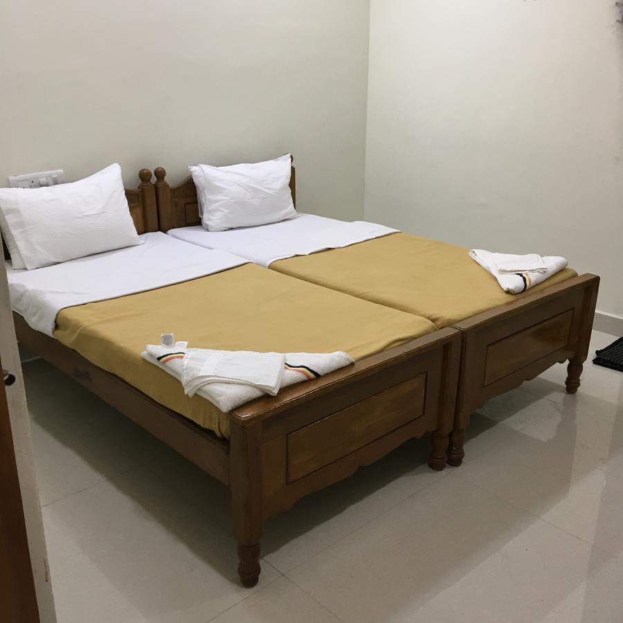 Lodge Jayaram Residency